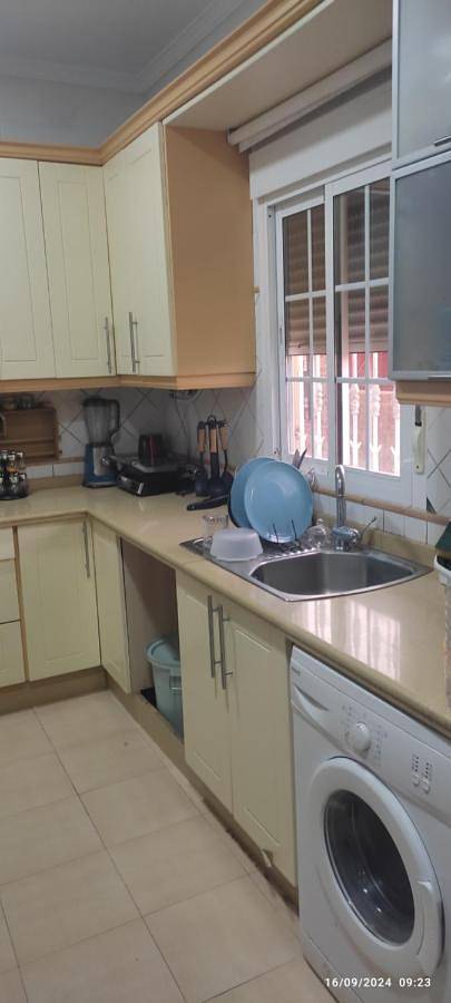 Gîte pour 4 personnes, avec piscine et vue sur le lac ainsi que terrasse et vue à Ceuta - 3