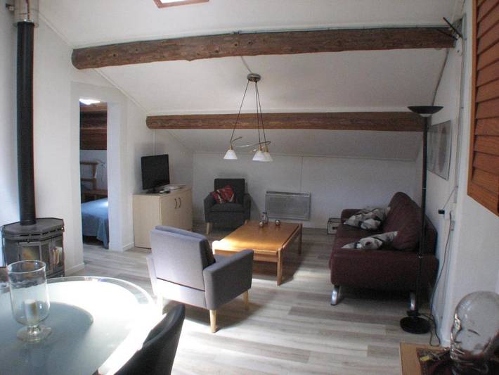 Gîte pour 6 personnes, avec jardin ainsi que vue et piscine, animaux acceptés à Ambert - 2