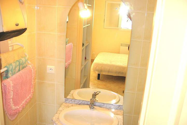 Gîte pour 2 personnes, avec terrasse et jardin à Molières-Cavaillac - 3