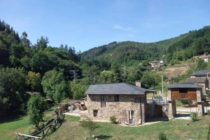 Gîte pour 4 personnes, avec jardin, animaux acceptés - 1