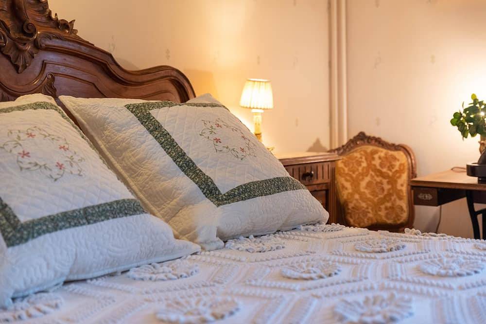 Villa  de charme, près centre ville Le Puy-en-Velay, sur la route de Compostelle in Le Puy-en-Velay, Massif central