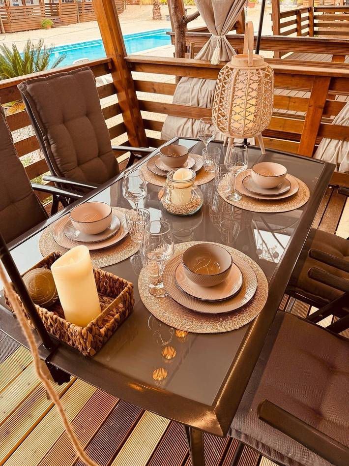 Camping für 4 Personen, mit Terrasse in Dalmatien - 2