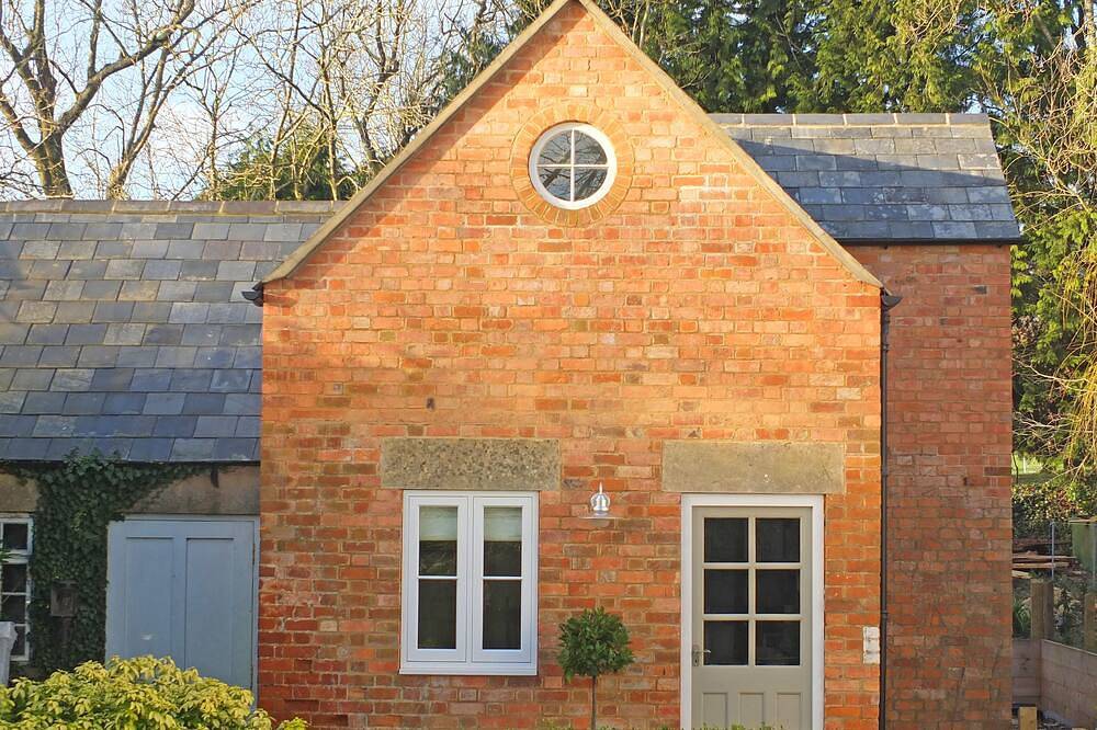 Cotswold Luxury, Cirencester, walks, pubs, shops in Cirencester, Gloucestershire