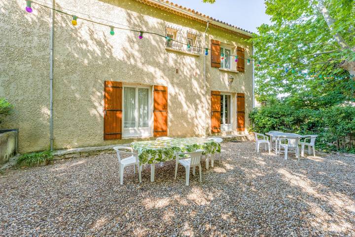 Location de vacances pour 9 personnes, avec Balcon et Jardin à Vedène - 2