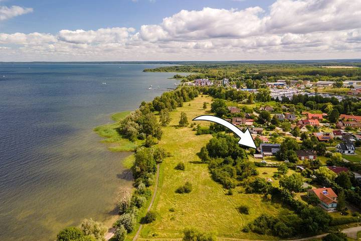 Ferienwohnung für 2 Personen, mit Terrasse und Garten sowie Sauna und Seeblick in Rechlin-Nord