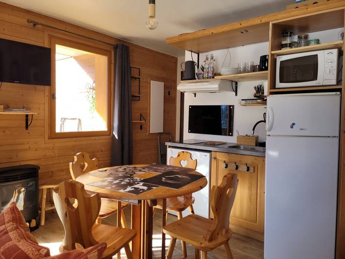 Studio entier, Studio spacieux avec terrasse à Pra Loup pour 4 pers. in Pra-Loup (station de ski), Pra-Loup