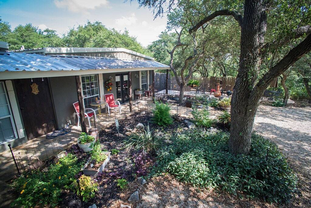 Ein haustierfreundliches Familienresort erwartet Sie im ruhigen Texas Hill Country in Comal County