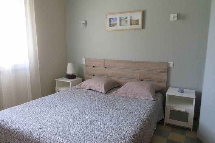 Location de vacances pour 5 personnes, avec terrasse et jardin à Saint-Pierre-de-Vassols - 2