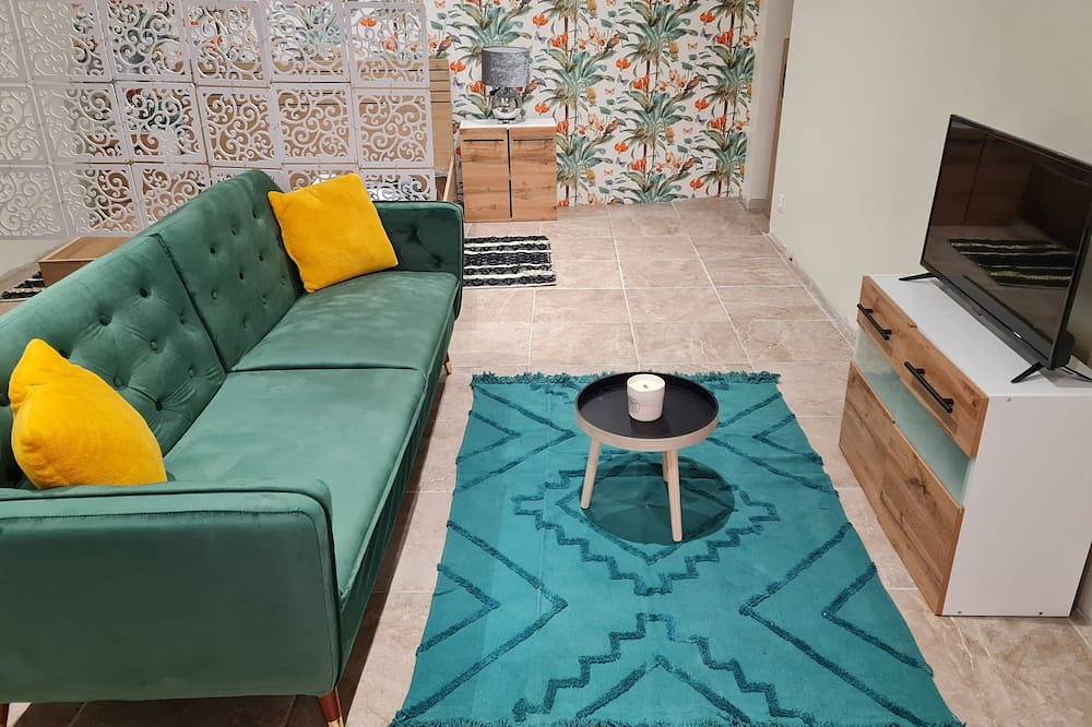 Apartamento entero, Studio Tout Équipé in Lédenon, Region de Nimes