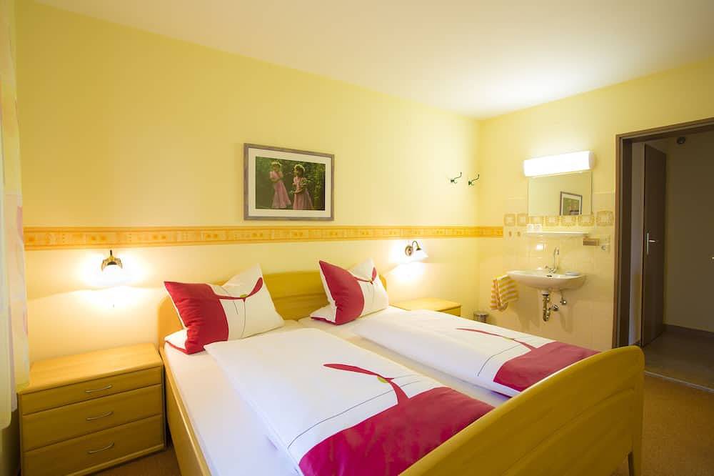 Ganze Wohnung, 2 Ferienwohnungen-mit-Herz / Mtb- Bikepark Geißkopf/ Trailpark Bischofsmais ! in Bischofsmais, Ostbayern