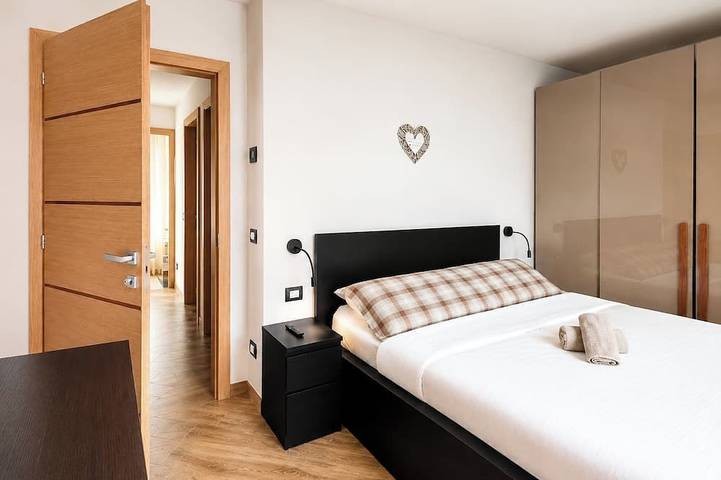 Ganze Wohnung, Casa Yara - Superior Apartment in Cavalese, Fleimstaler Alpen