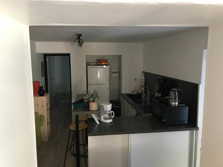 Location de vacances pour 6 personnes, avec vue et jardin à Lalevade-d'Ardèche - 2