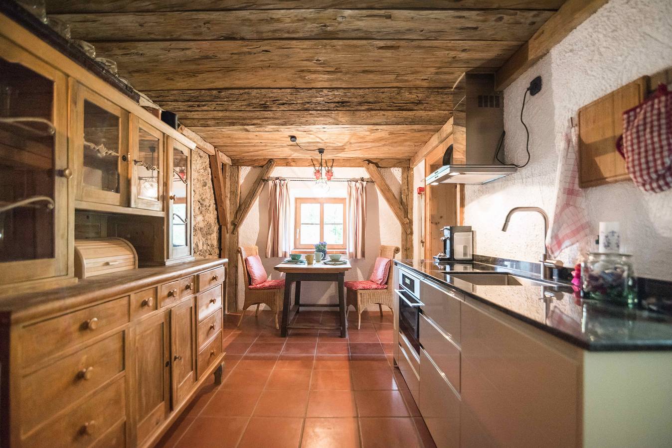 Ganze Ferienwohnung, Das Schusterhäusl - Ferienwohnung Hans, 75 qm mit Balkon und Gartenblick, 1 separates Schlafzimmer in Samerberg, Bayerische Alpen