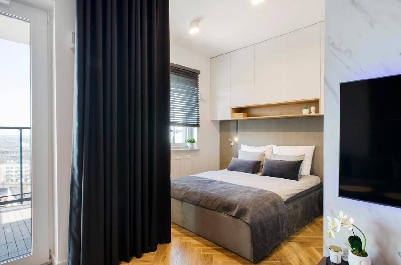 Cały apartament, Sky Home- Sunset Penthouse -Neopolis, Centrum, Klimatyzacja, Parking Dostęp na Kod in Łódź, Województwo łódzkie