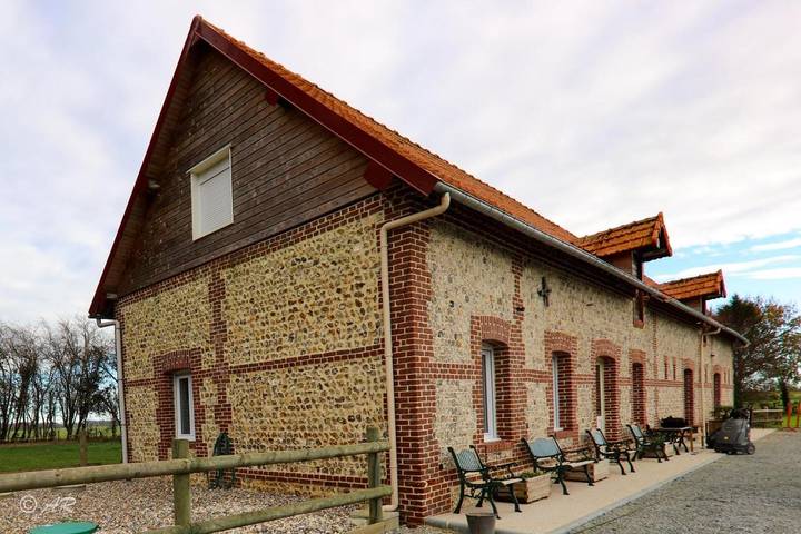 Location de vacances pour 6 personnes, avec jardin et vue à Thiergeville - 3