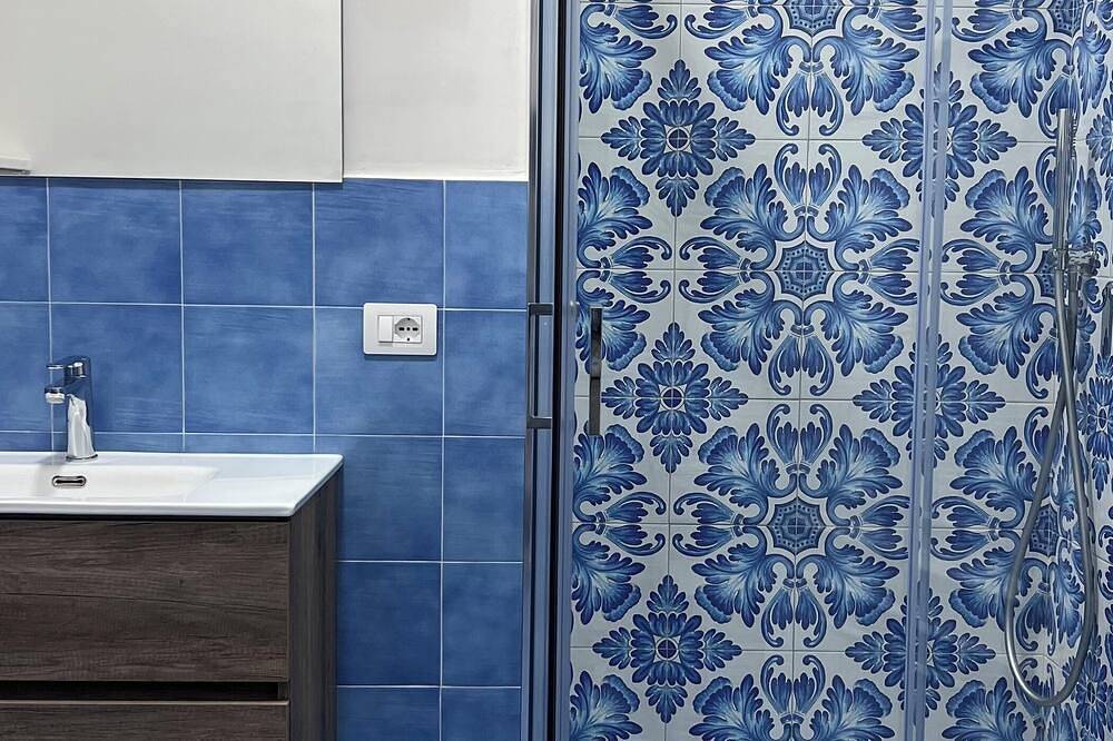 Apartamento entero, Apartamento con piscina y vista impresionantes al Golfo di Napoli in Pimonte, Montes Lattari