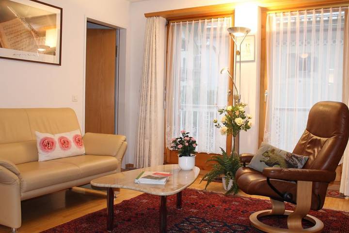 Ferienwohnung für 3 Personen, mit Garten in Pontresina - 2