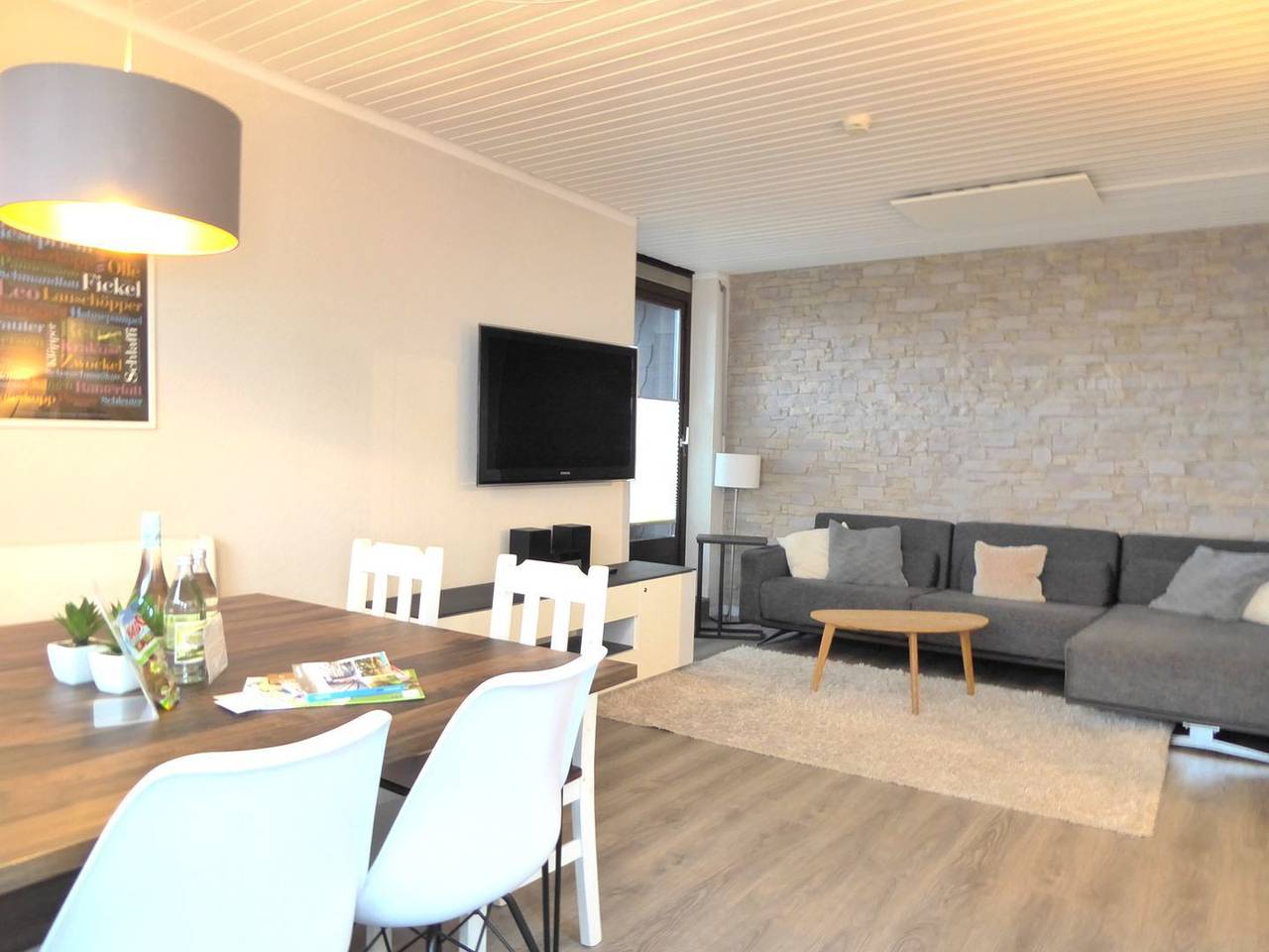Geheel appartement, Vakantieappartement voor 6 personen met balkon in Winterberg, Hochsauerlandkreis