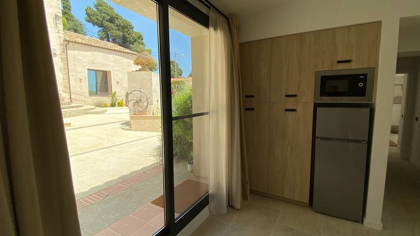 Villa 'Cal Noia 1 et 3' avec vue sur la montagne, Wi-Fi et climatisation in Castellví de la Marca, Barcelone l'intérieur des terres