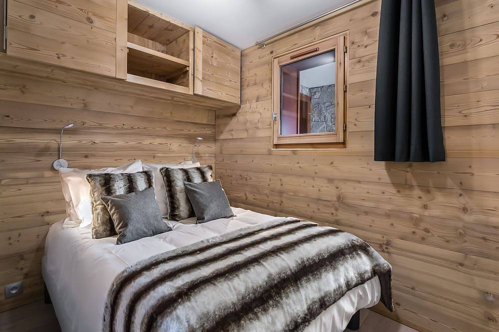 Geheel appartement, Modern apartment for 6 with terrace in Meribel Village, Courchevel