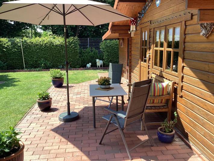 Ferienwohnung für 2 Personen, mit Terrasse und Garten sowie Ausblick in Saterland - 2