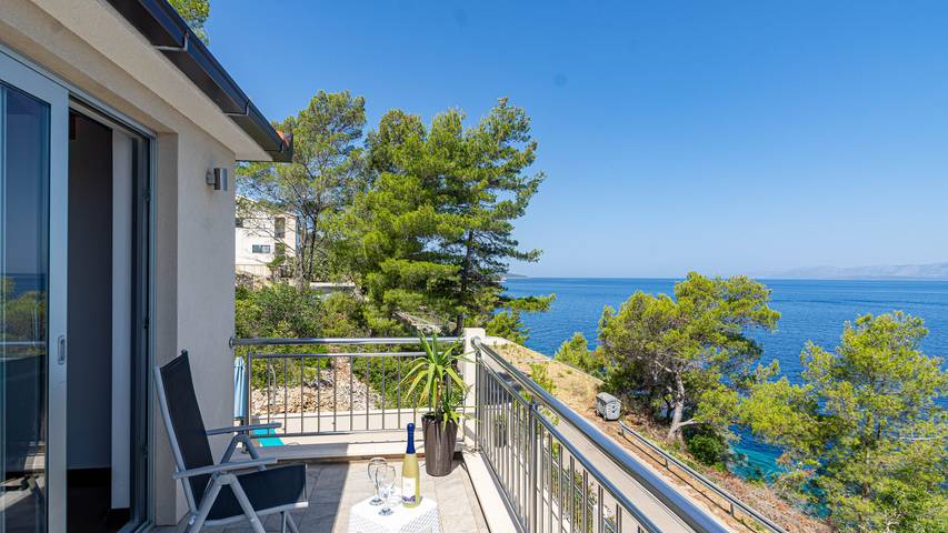 Villa pour 6 personnes, avec jacuzzi ainsi que jardin et terrasse en Korcula - 4