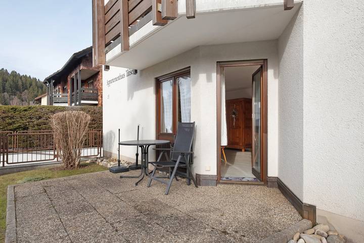 Entire apartment, Haus Titisee Apartment 'No. 2' with Small Terrace and Wi-Fi in Titisee (Titisee-Neustadt), Titisee-Neustadt