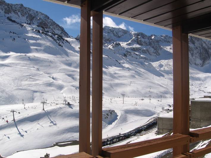 Location de vacances pour 8 personnes, avec balcon dans La Mongie