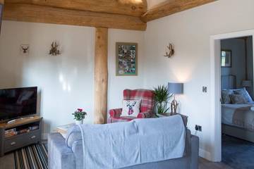 Log Cabin for 2 People in Yorkshire, North Yorkshire, Photo 2