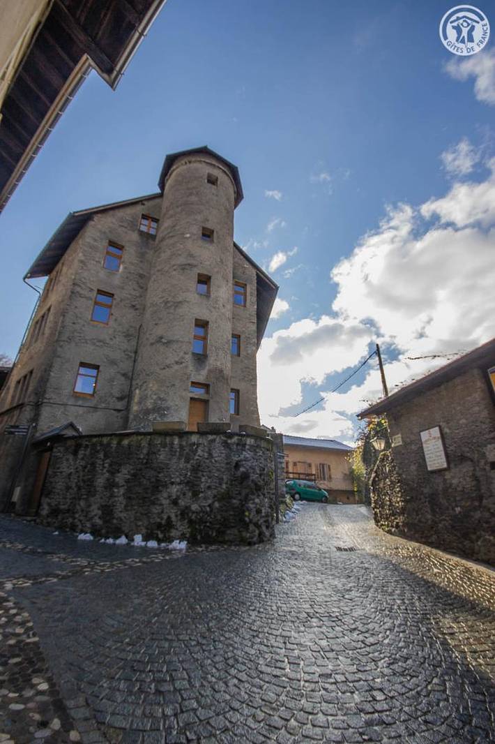 Gîte pour 4 personnes, avec terrasse dans Cite Medievale de Conflans - 4