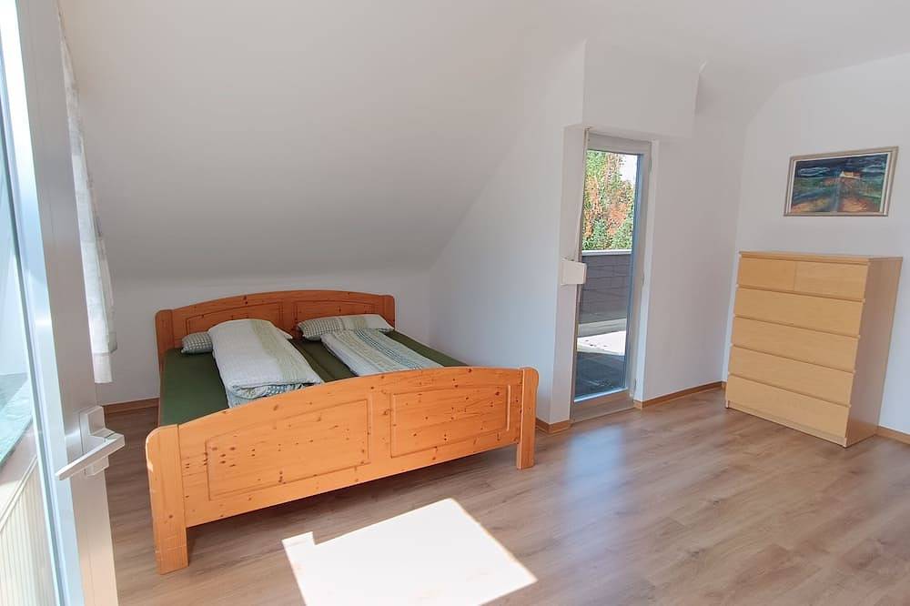 Ganze Wohnung, Ferienwohnung für 6(7) Personen Eifel in Euskirchen, Eifel (Nordrhein-Westfalen)