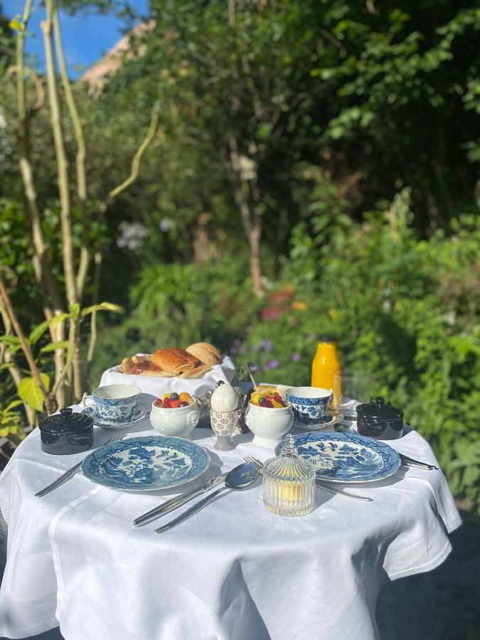 Alojamiento y desayuno para 2 personas, con terraza en Brujas