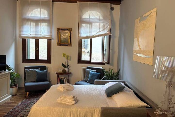 Charming apartment in the heart of the city in Treviso, Provincia de Treviso