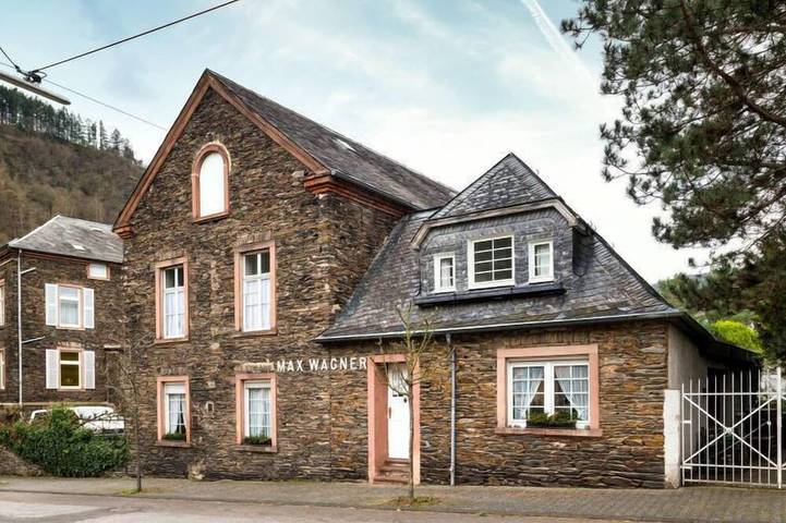 Ferienhaus für 5 Personen, mit Balkon/Terrasse und Terrasse, mit Haustier in Traben-Trarbach