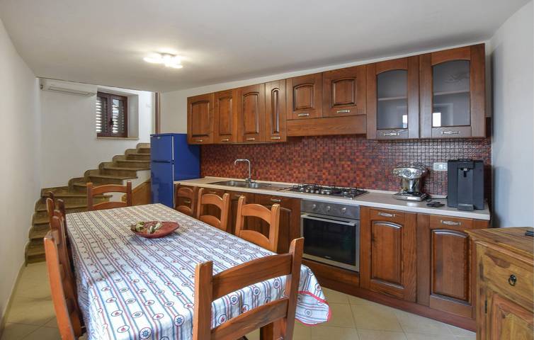 Apartamento frente al mar con terraza, cocina y aparcamiento - A 2,5 km de la playa in Cetraro, Provincia de Cosenza
