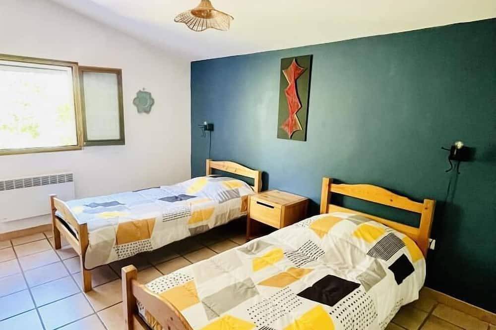 Le Gîte Tra Lei Laouve in La Verdière, Brignoles Region