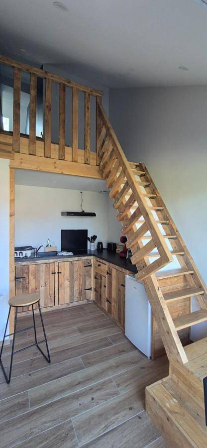 Appartement entier, One-Bedroom Apartment in Maulévrier, Région de Cholet