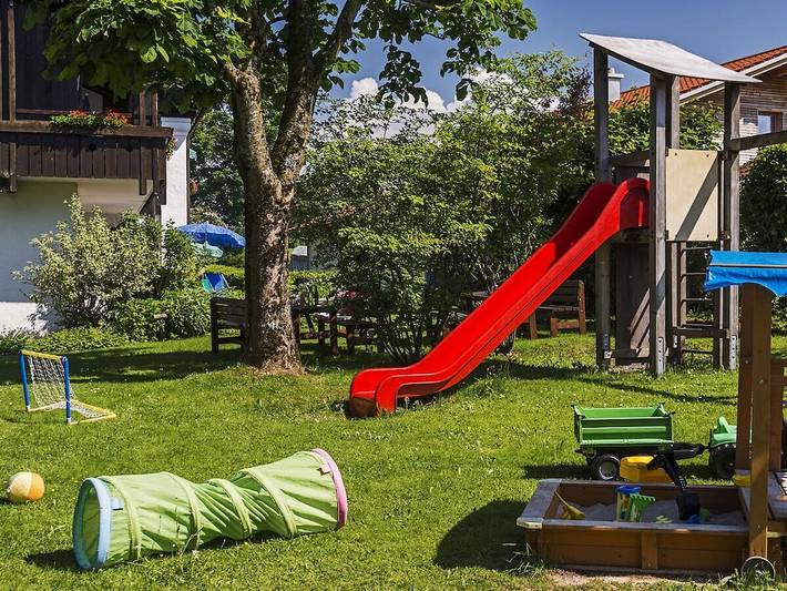 Ferienhaus für 4 Personen, mit Terrasse und Garten sowie Whirlpool und Sauna in Roßhaupten - 3