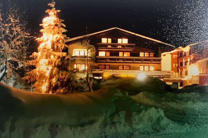 Gästehaus Tauscher am Haldensee / Frühstückspension - Doppelzimmer mit Frühstück in Grän, Allgäuer Alpen (Österreich)
