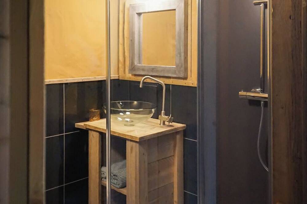 Luxus-Lodgezelt auf einem Bauernhof in Haaksbergen, Twente