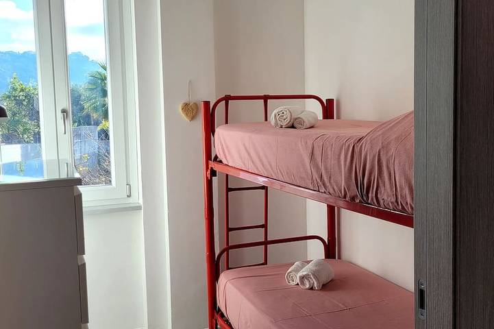 Ferienhaus für 9 Personen, mit Garten und Balkon in Santa Maria di Castellabate - 4