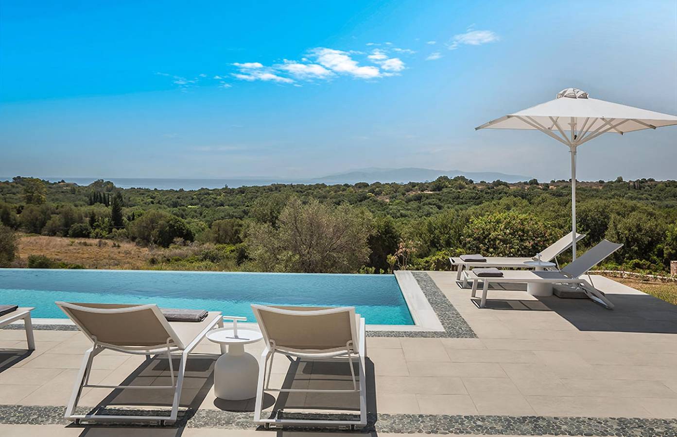 Stylish Villa with Ainos and Sea Views set in Mature Gardens near Trapezaki in Καραβάδο, Κεφαλονιά