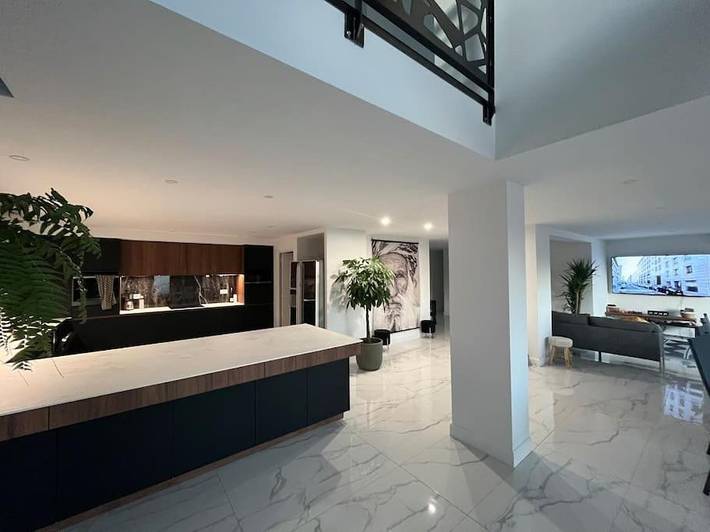 Location de vacances pour 10 personnes, avec vue ainsi que jardin et piscine, animaux acceptés à Mirepeisset - 3