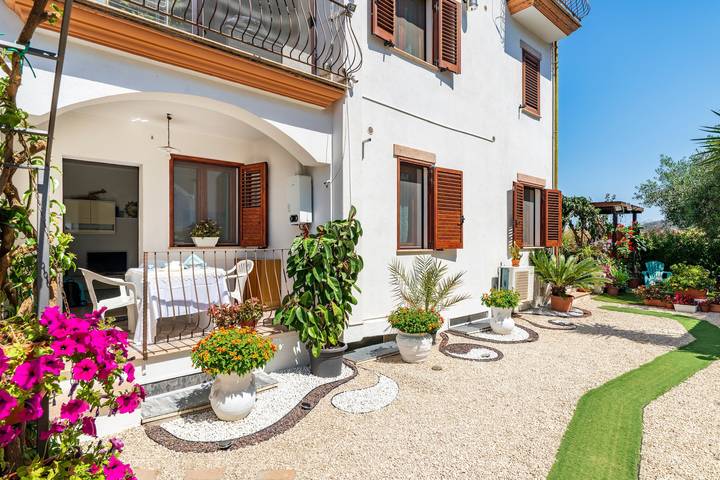 Ferienhaus für 4 Personen, mit Garten