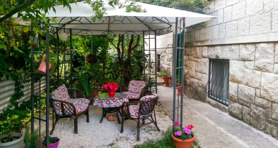 Apartamento entero, Moderno Apartamento en el Corazón de Split con Jardín Privado in Split, Condado de Split-Dalmacia