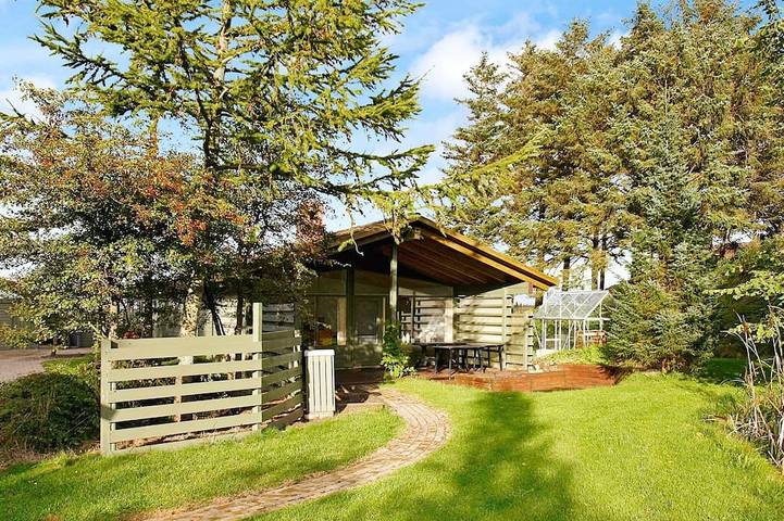 Ferienpark für 12 Personen, mit Terrasse und Pool, mit Haustier