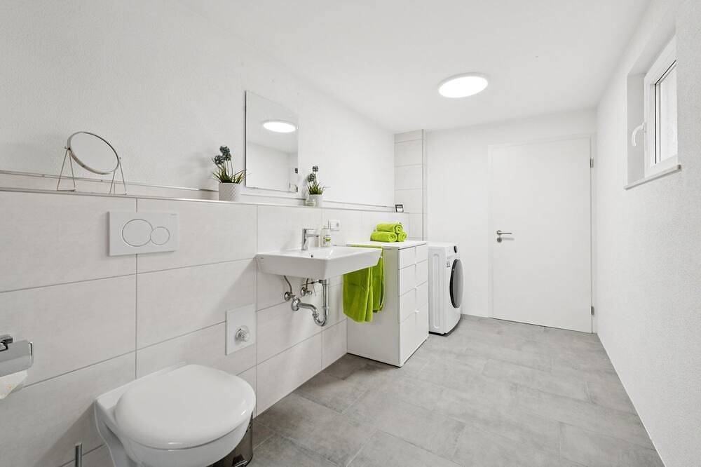 Ruhepol für Mensch & Hund mit Terrasse in Andernach, Osteifel