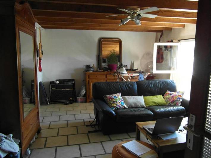 Location de vacances pour 4 personnes, avec vue ainsi que jardin et piscine, animaux acceptés à Évenos - 2