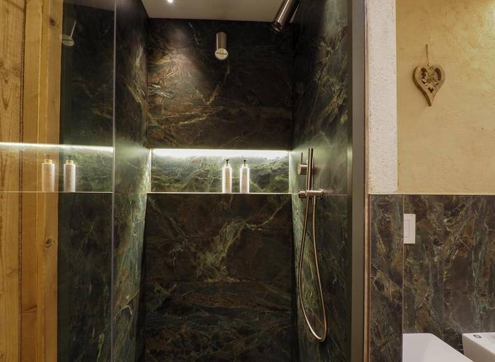 Hôtel pour 3 personnes, avec vue ainsi que terrasse et jardin à Vernante - 3