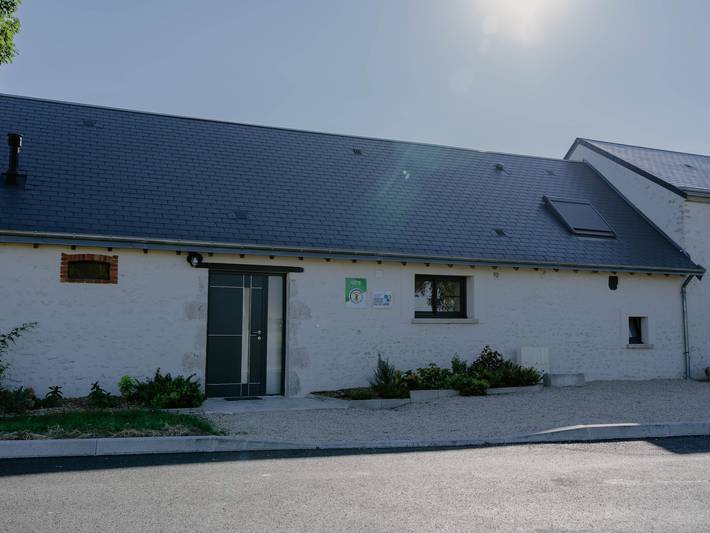 Gîte pour 10 personnes, avec jardin dans Vallée de la Loire